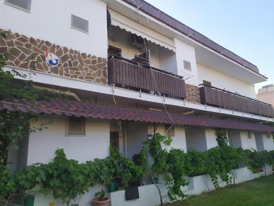 Hotel Paralia ني كارفالي المظهر الخارجي الصورة
