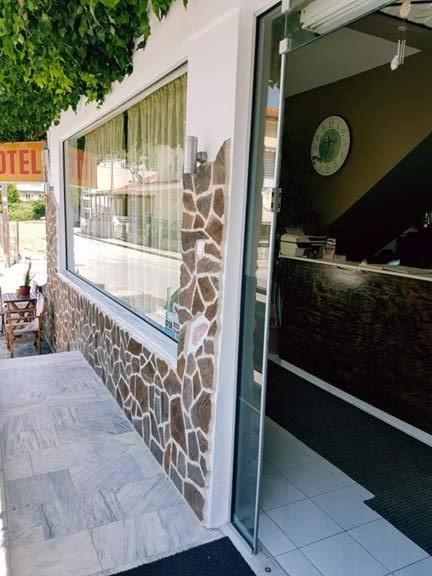 Hotel Paralia ني كارفالي المظهر الخارجي الصورة