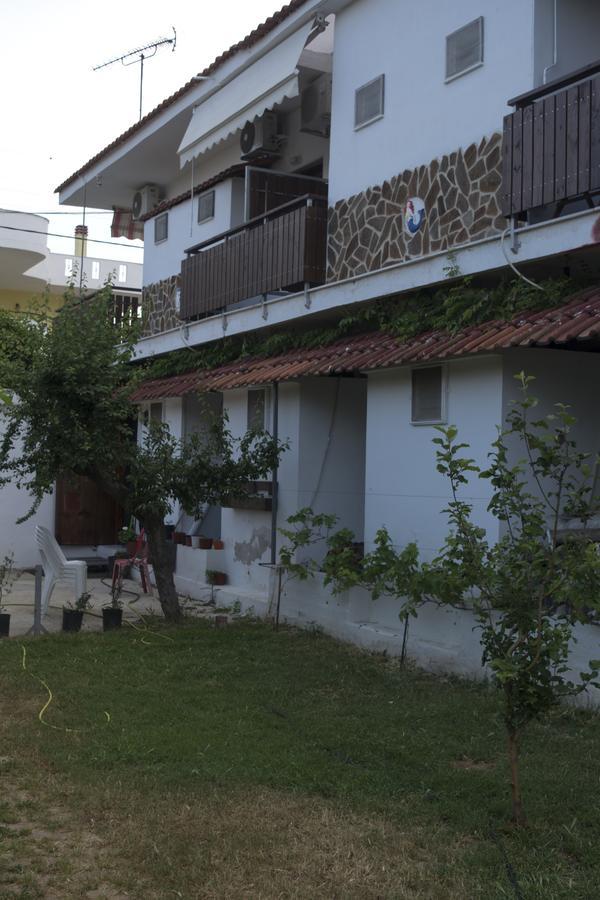 Hotel Paralia ني كارفالي المظهر الخارجي الصورة